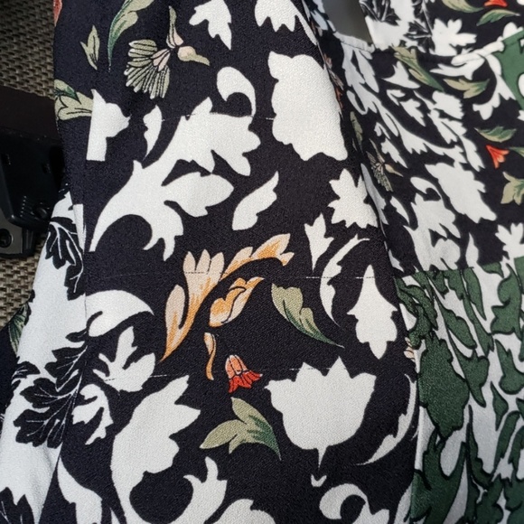 Zara Keyhole back sleeveless dress - Picture 4 of 8